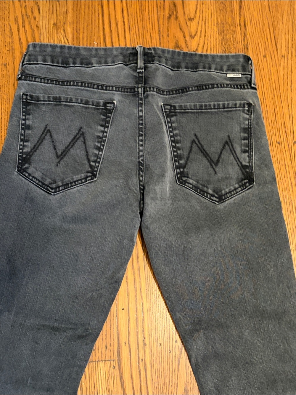 MOTHER Jeans - Picture 9 of 10